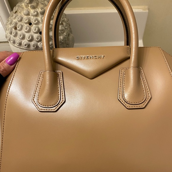 Givenchy Beige Small Antigona - Picture 3 of 13